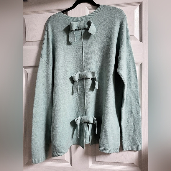 Halogen - NWOT-Mint Green Yak Hair Sweater with Bow Accents- Size XL - Picture 1 of 4